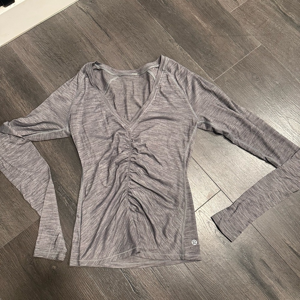 Lululemon Interval Long Sleeve
Heathered Slate - Picture 5 of 6